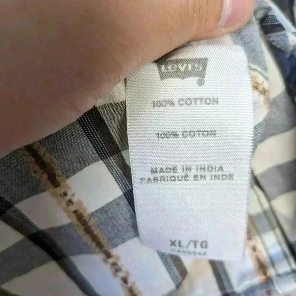 VINTAGE LEVI STRAUSS Size XL Women snap  buttom blouse short sleeves - Picture 6 of 9